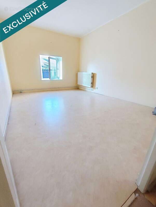 Photo 3 - Maison à THIAUCOURT-REGNIEVILLE