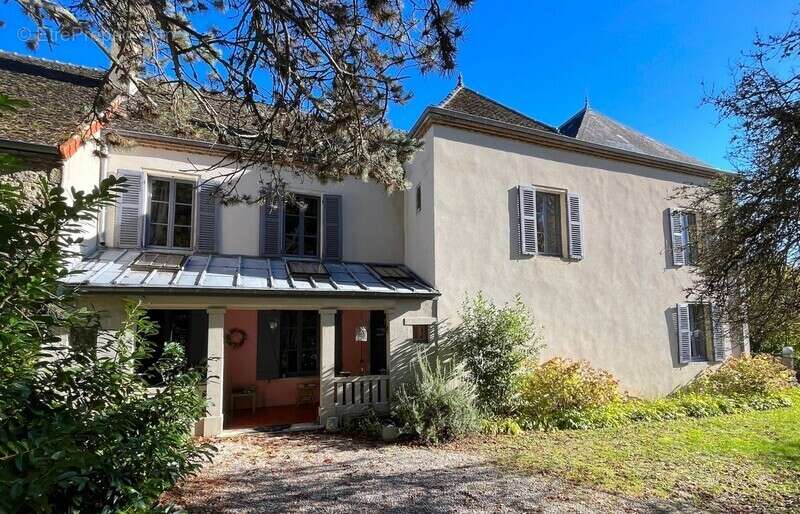 n°2 - Maison à MERCUREY