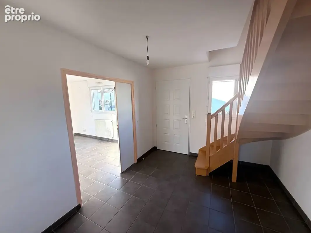 Contemporaine sur 567m2 de terrain - photo 10