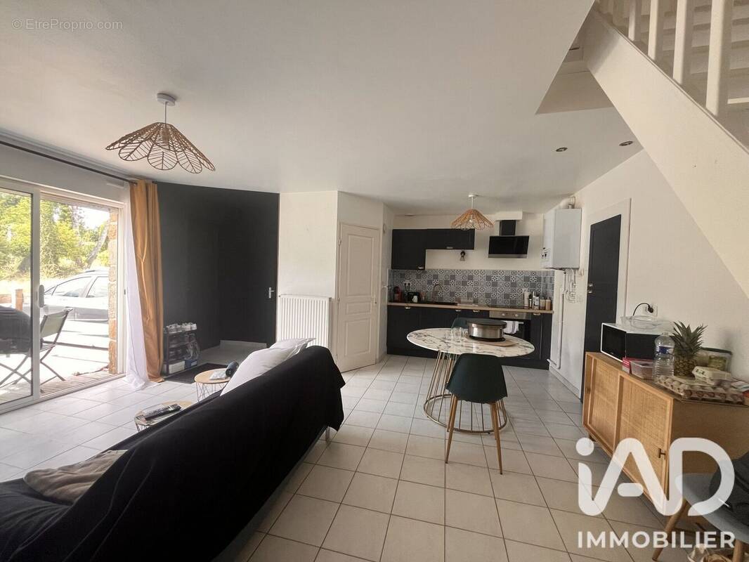 Photo 1 - Maison à PLOUHINEC