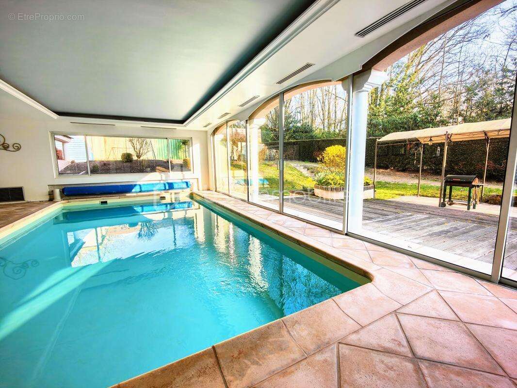 Maison à JOUARS-PONTCHARTRAIN