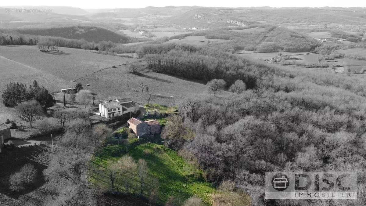 Maison à SAINT-MARTIN-LAGUEPIE
