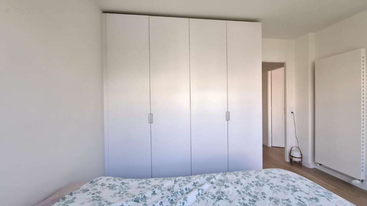 Appartement à PARIS-20E