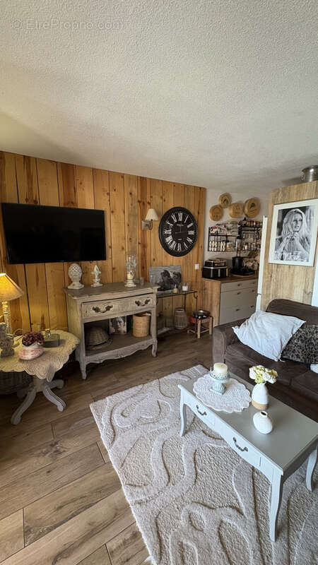 Maison à ROQUEBRUNE-SUR-ARGENS