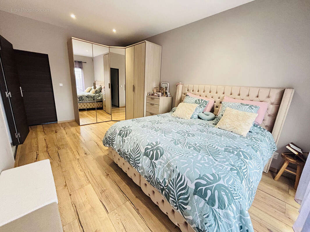 Maison à PERDREAUVILLE