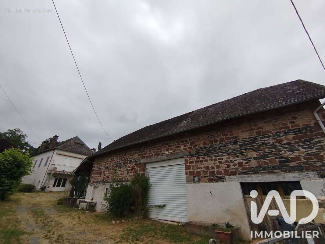 Photo 2 - Maison à ALLASSAC