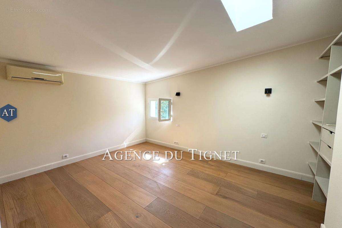 Appartement à GRASSE