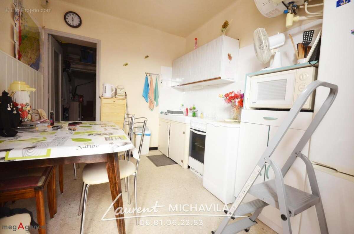 Maison de village  renovee– 3 niveaux – villeneuve-lès-béziers – 104900 € - photo 2
