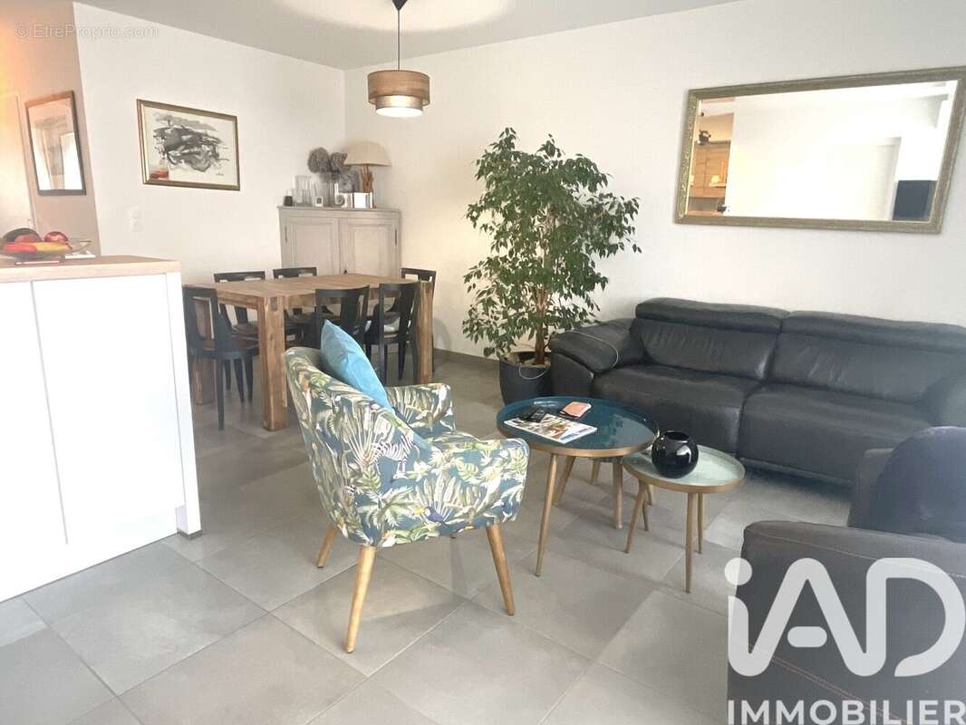 Appartement 80 m² à La Rochelle  - photo 2