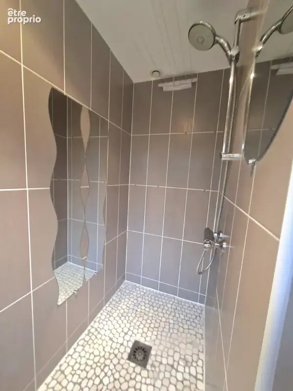 Appartement en duplex vendu meublé - 55.10 m2 hab. - photo 8