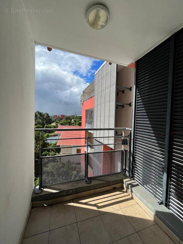 Appartement à SAINT-DENIS