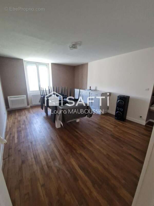 Photo 3 - Maison à PETIT-AUVERNE