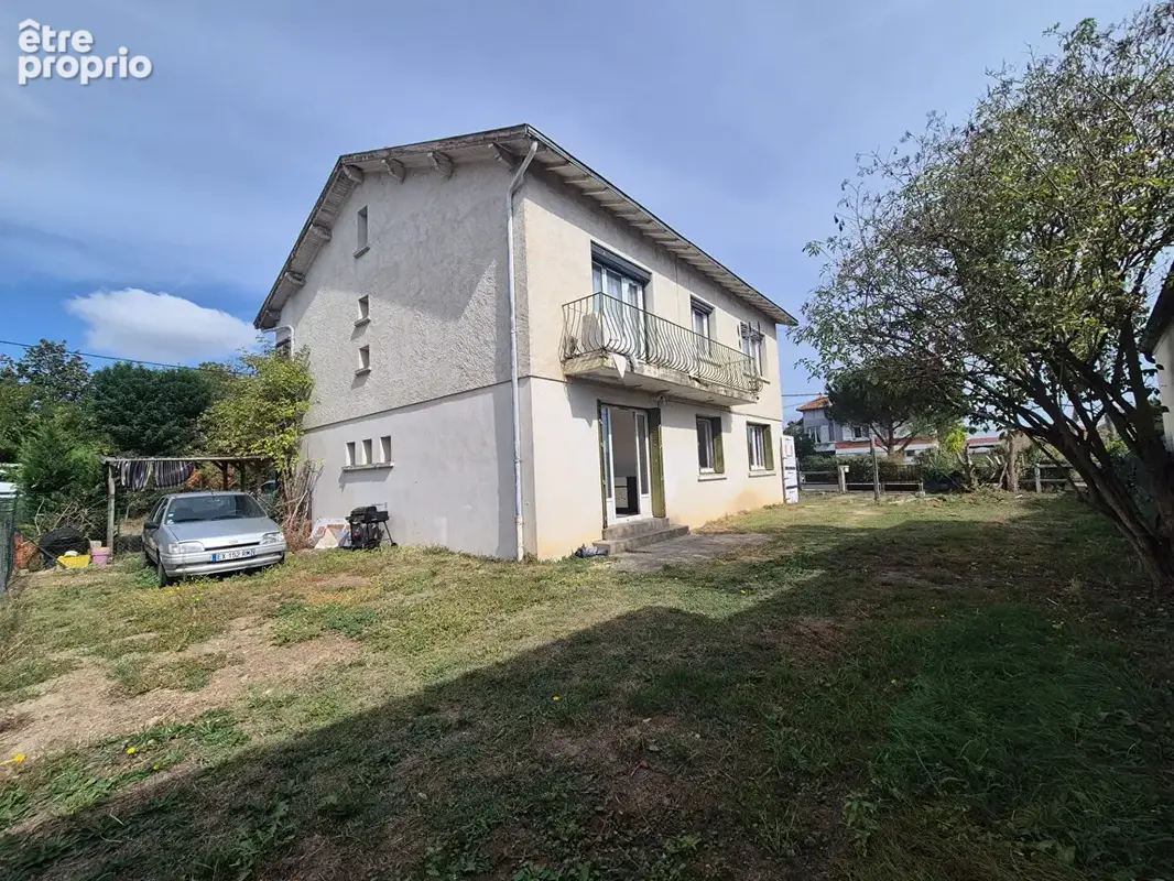 LEZOUX / Grande maison familiale à vendre de 166 m2 comprenant 2 logements ! - photo 16