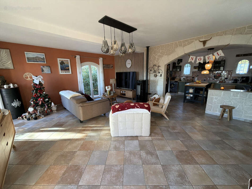 Maison à CARRY-LE-ROUET