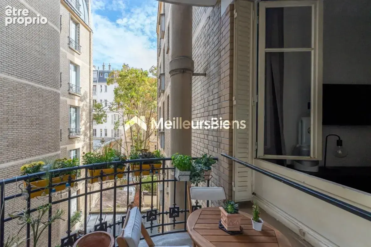 Appartement familial de standing dans un batiment post hausmannien - photo 11