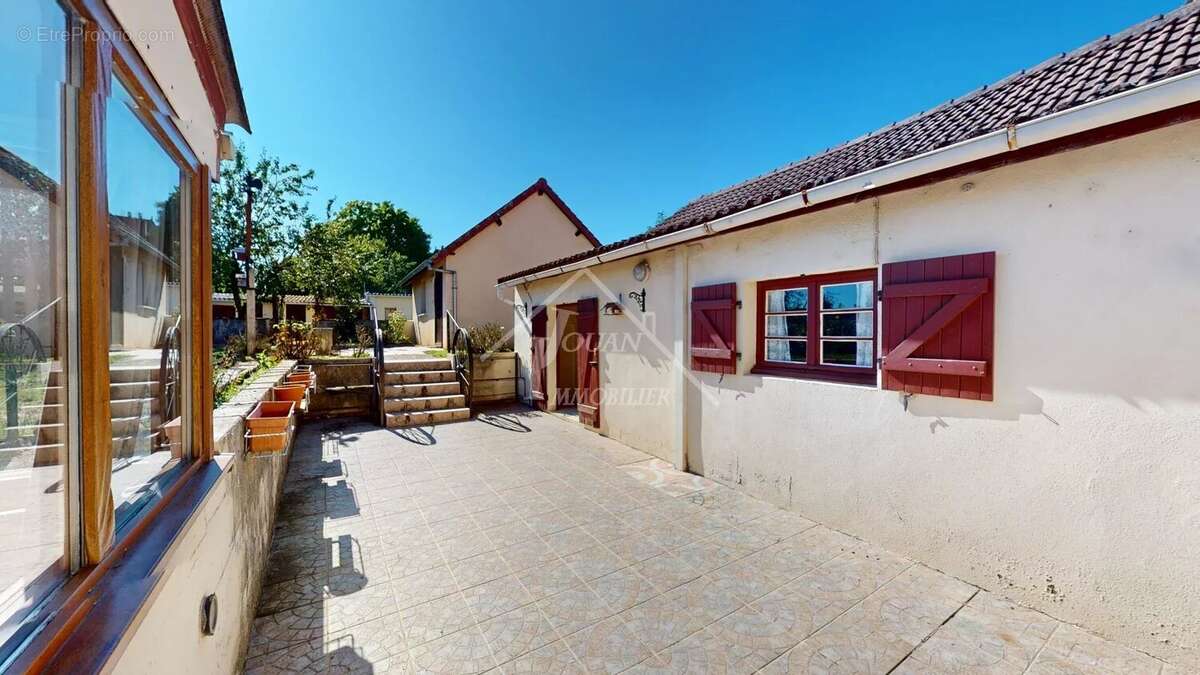 Maison à BOURBON-L&#039;ARCHAMBAULT