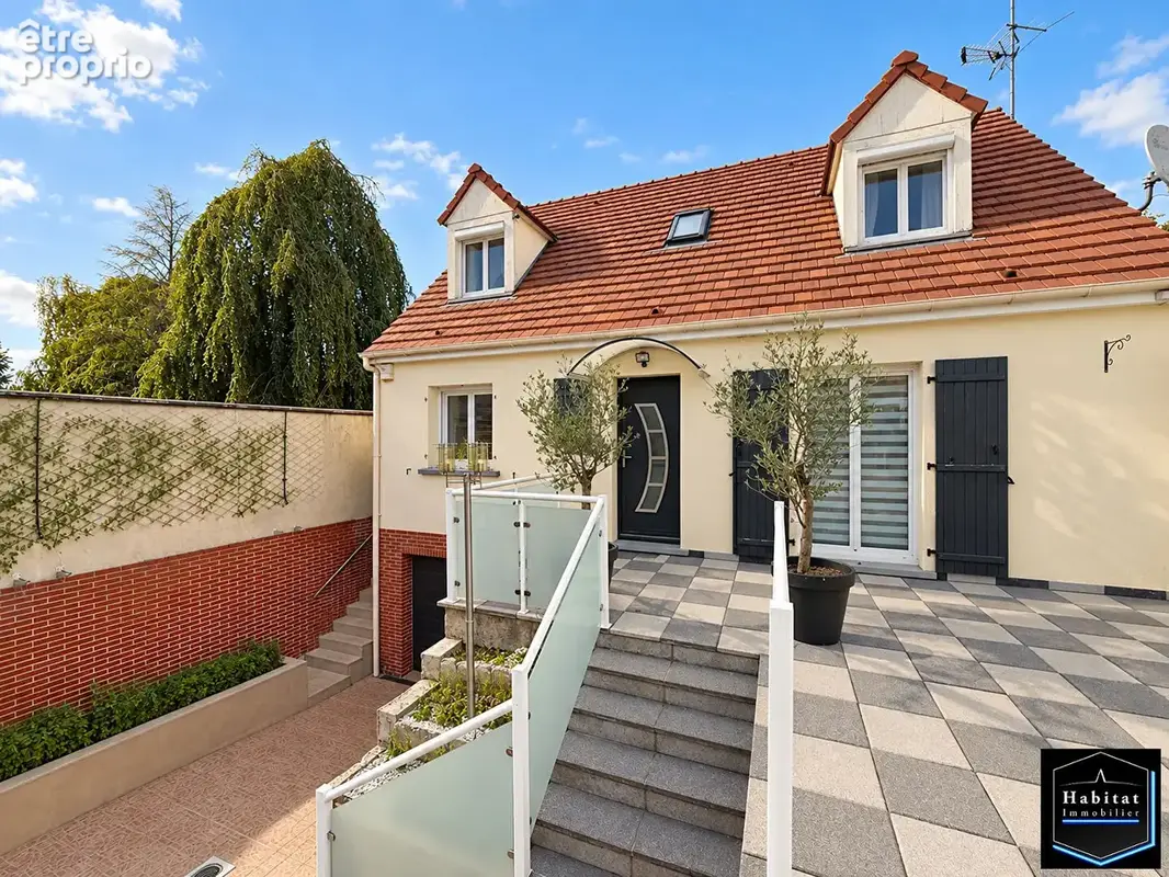 Photo Maison à Nantouillet au prix de 319 900€