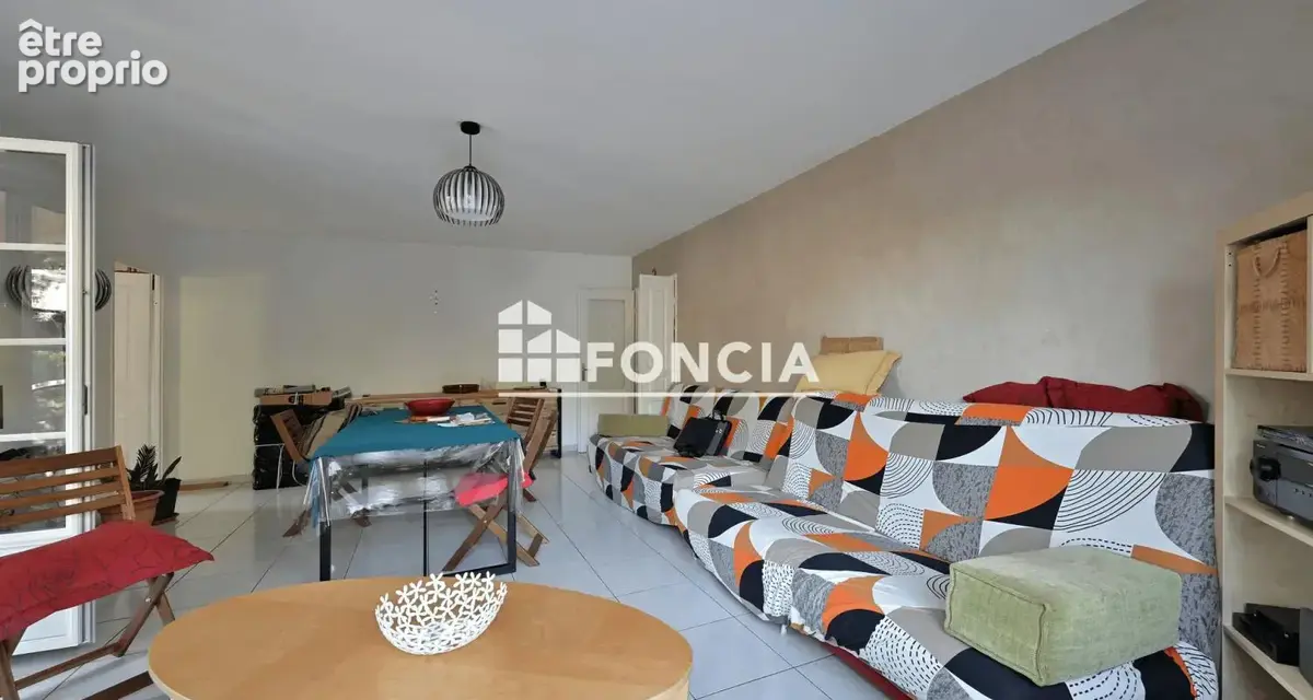 Juvignac Appartement rez-de-chaussée 85 m² avec jardin privatif, terrasse et garage, idéal pour vivre comme en maison - photo 5