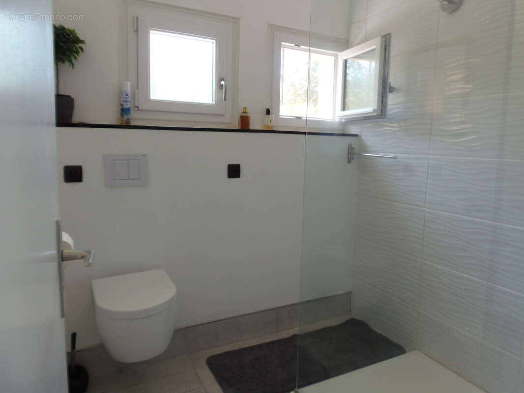 Maison à MORTAGNE-SUR-GIRONDE