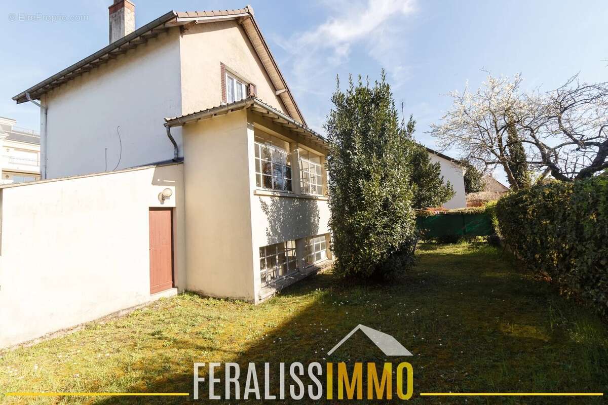 Maison à CONFLANS-SAINTE-HONORINE