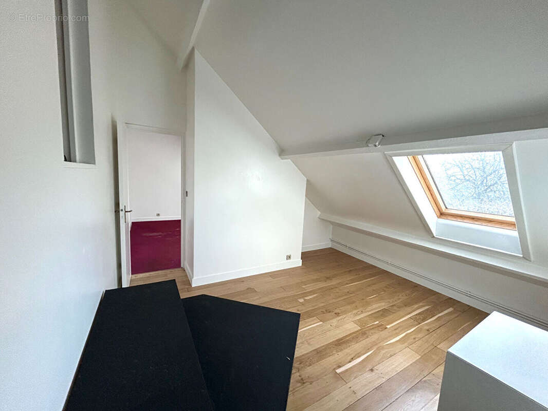 Maison à L'HAY-LES-ROSES