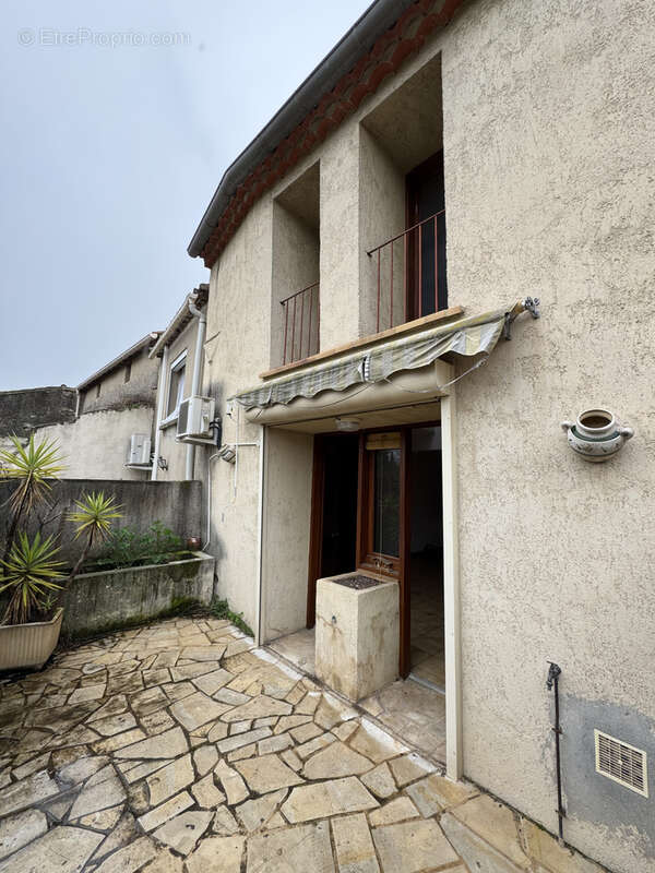 Appartement à SAINT-ANDRE-DE-SANGONIS