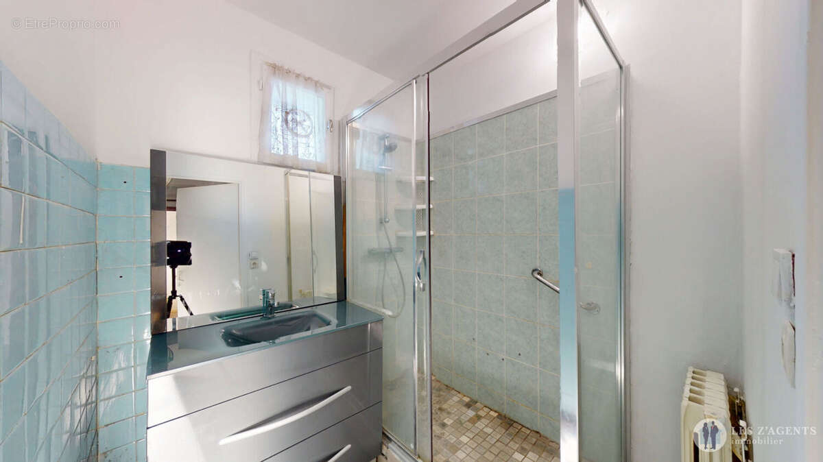 Appartement à SAINT-MARTIN-D'HERES