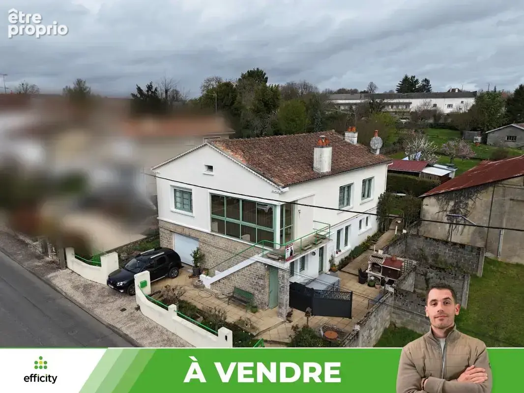 Maison 6 pièces 133 m² à vendre à Civray (86400) - photo 2