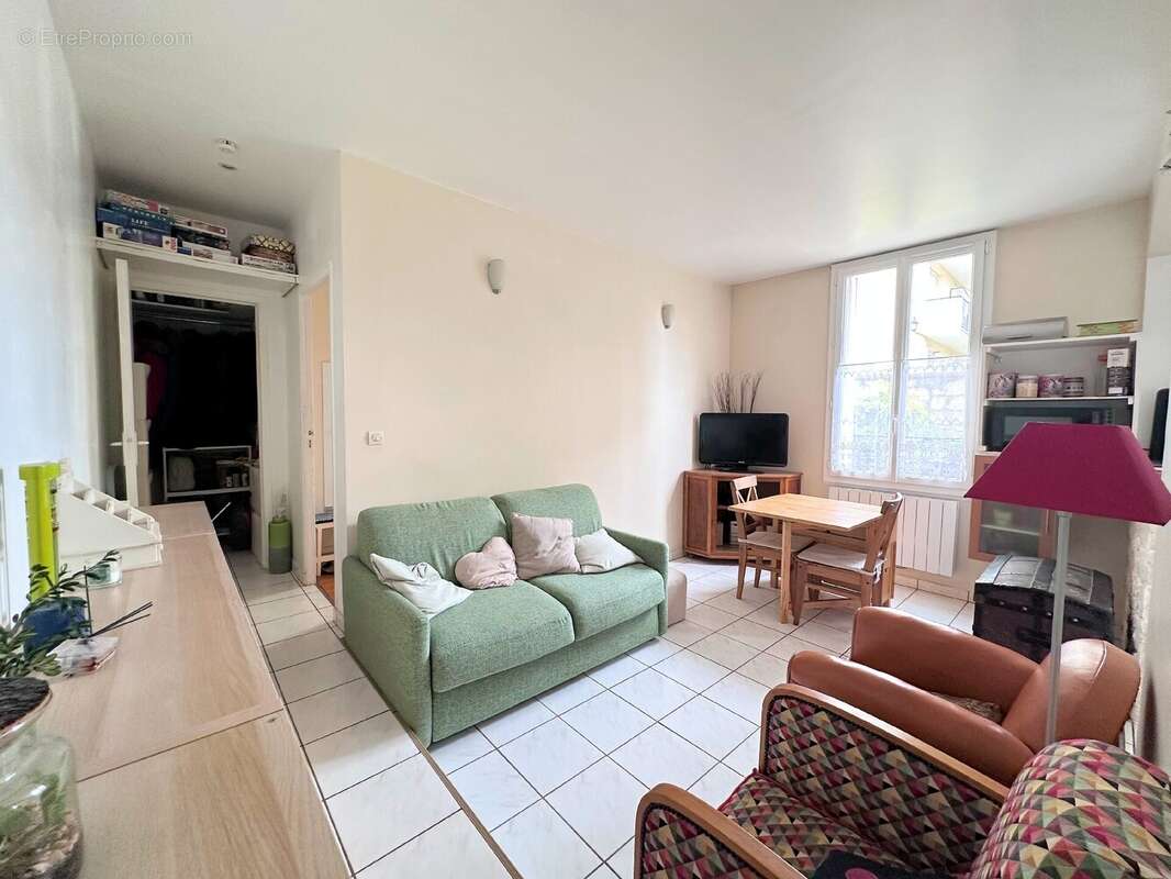 Appartement à SAINT-MAUR-DES-FOSSES