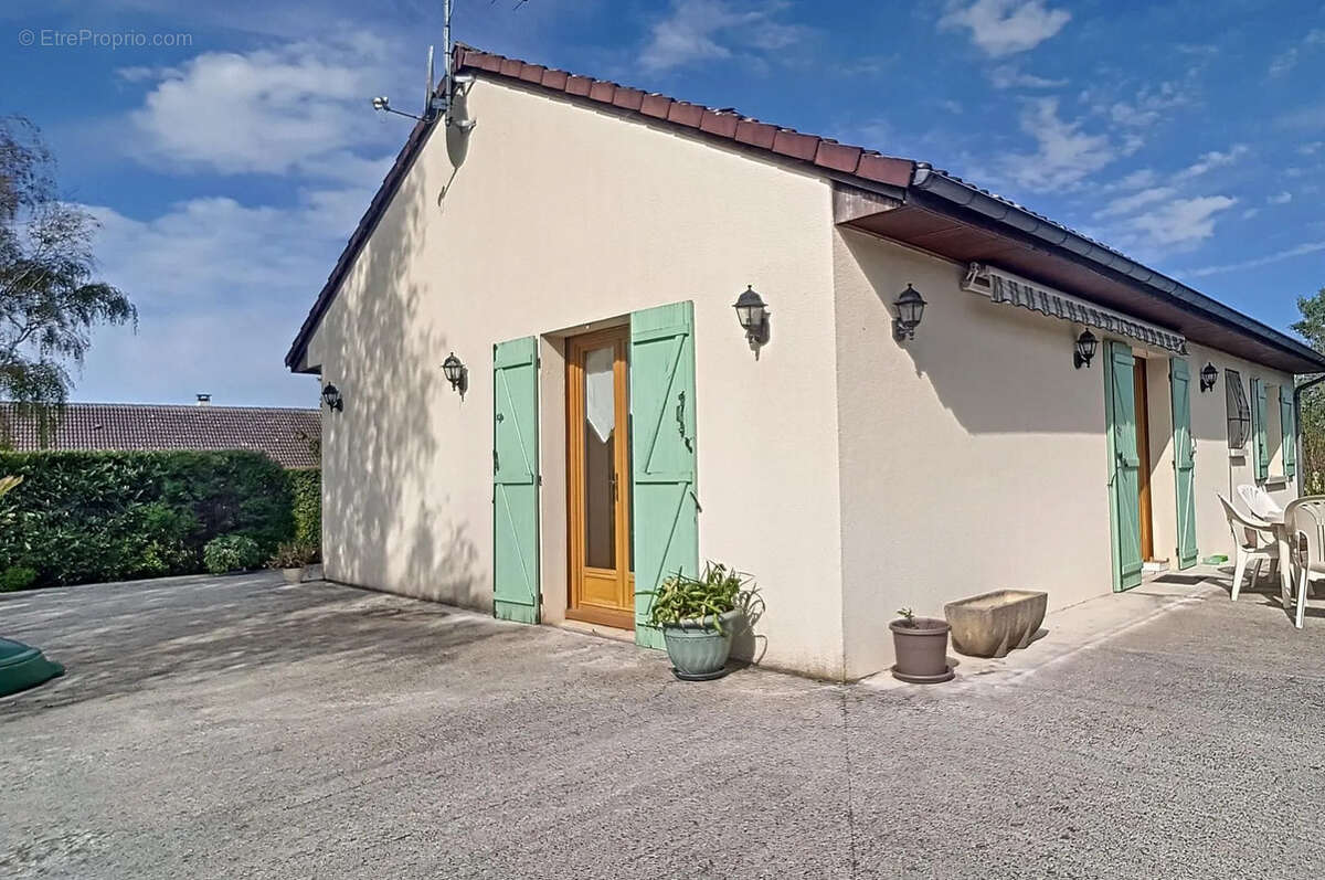 Maison à ROUILLY-SACEY