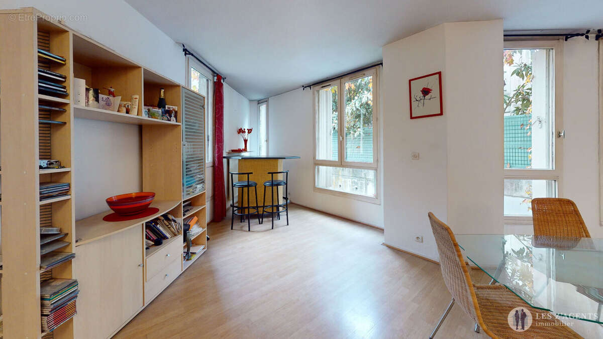 Appartement à SAINT-MARTIN-D'HERES