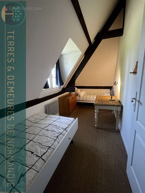 Maison à PONT-L'EVEQUE