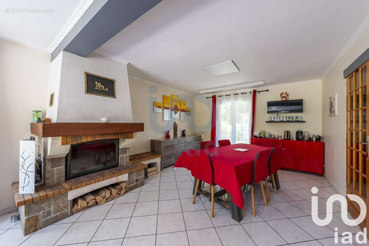 Photo 6 - Maison à LIEUSAINT