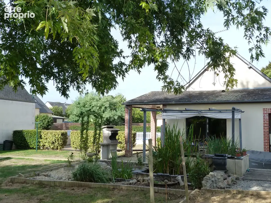 BALLOTS - 1/2 Chambres - jardin. - photo 3