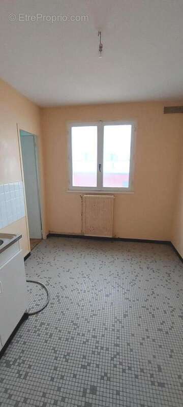 Appartement à LUCE