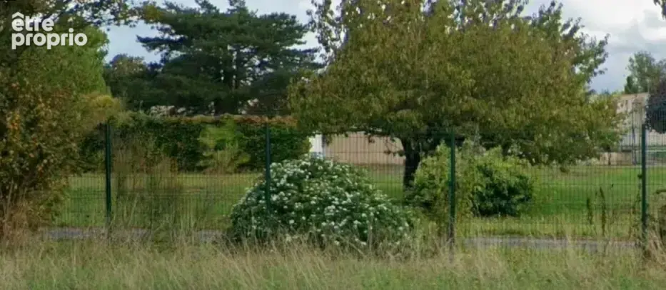 Terrain à SAINT-ROGATIEN