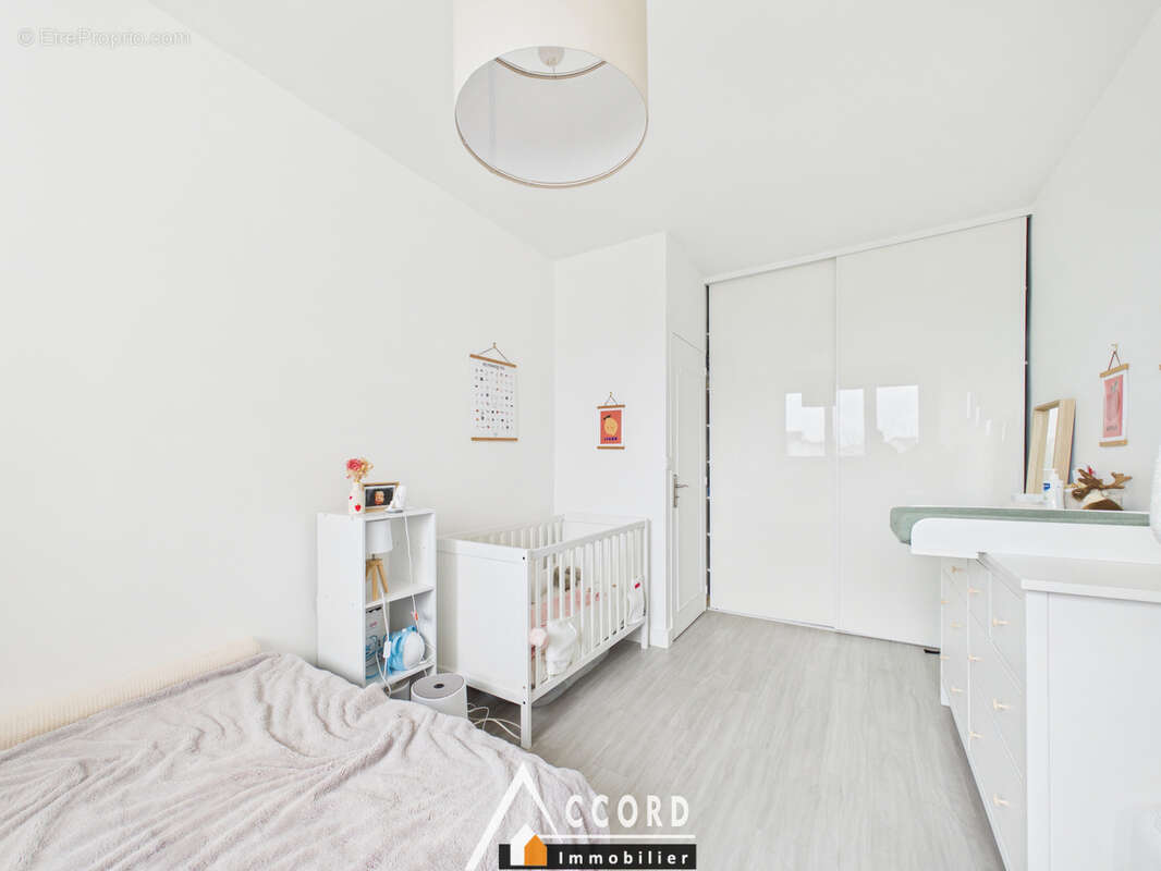 Appartement à SARTROUVILLE