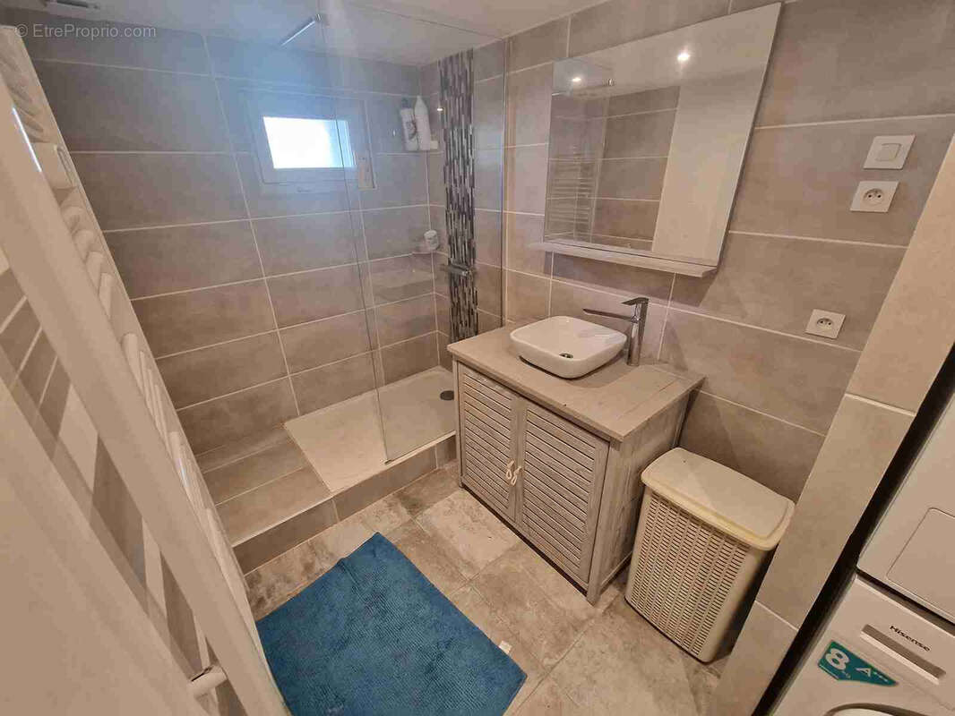 Maison à SAINT-MARTIN-LACAUSSADE