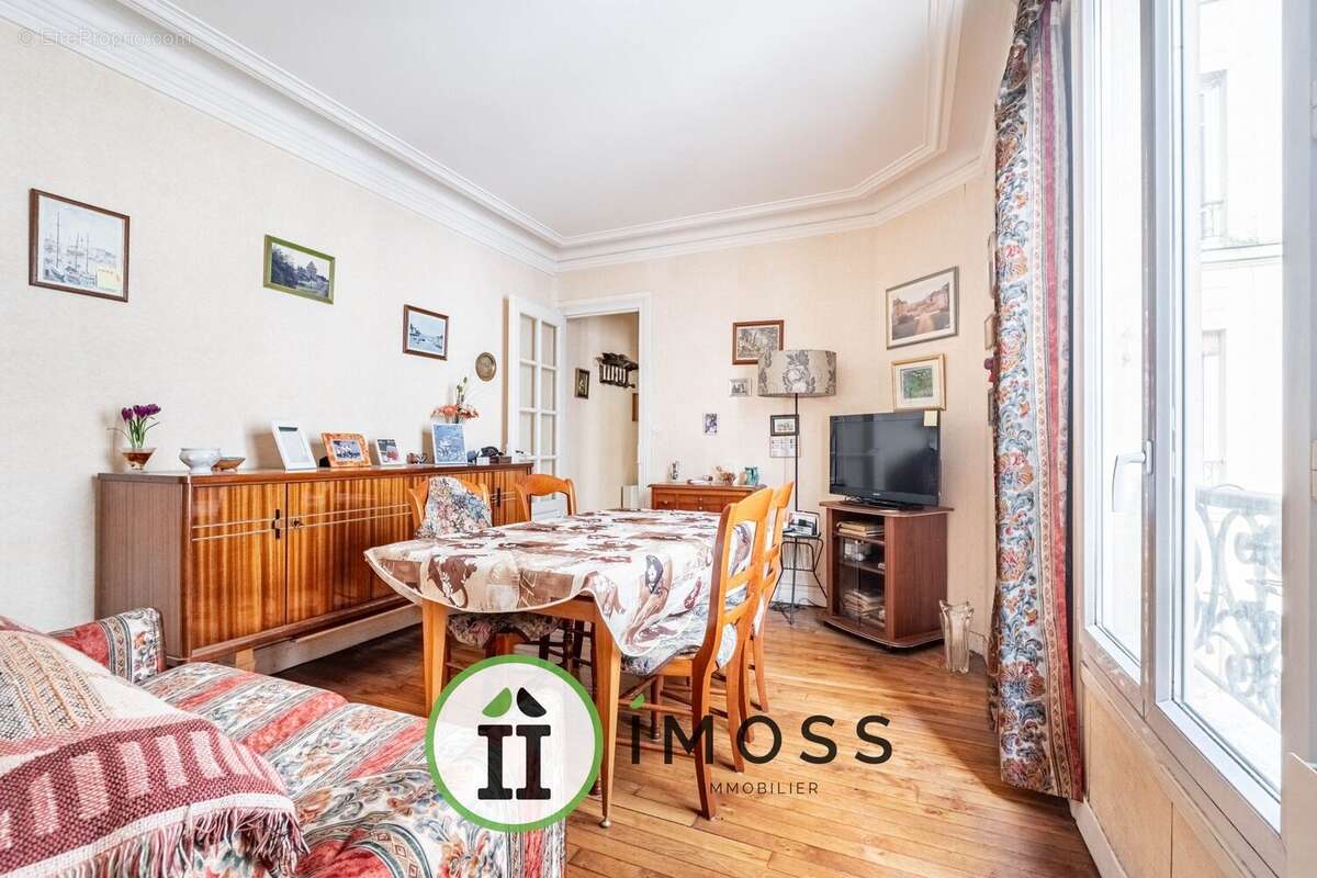 Appartement à PARIS-18E