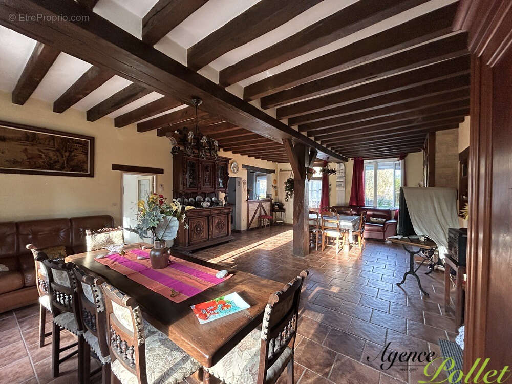 Maison à POILLY-LEZ-GIEN