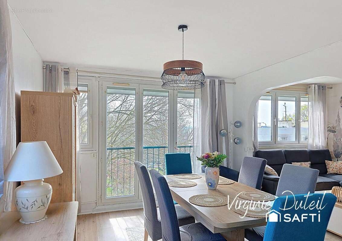 Photo 2 - Appartement à VILLIERS-SUR-ORGE