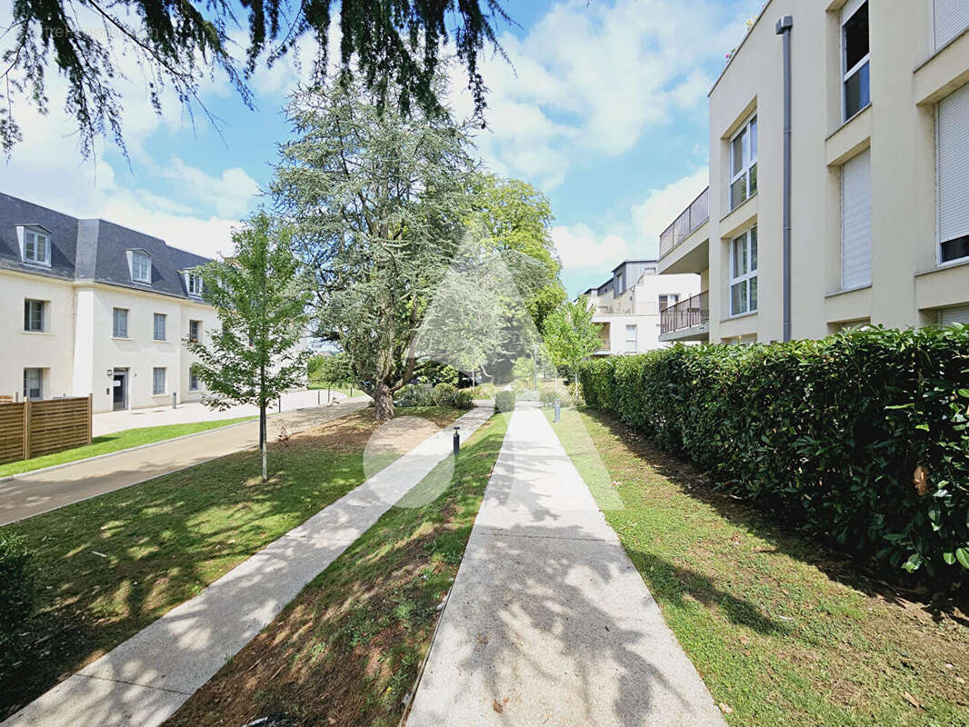 Appartement à CORBEIL-ESSONNES