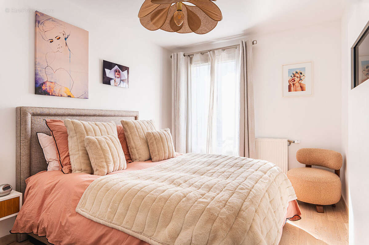 Appartement à LE PLESSIS-ROBINSON