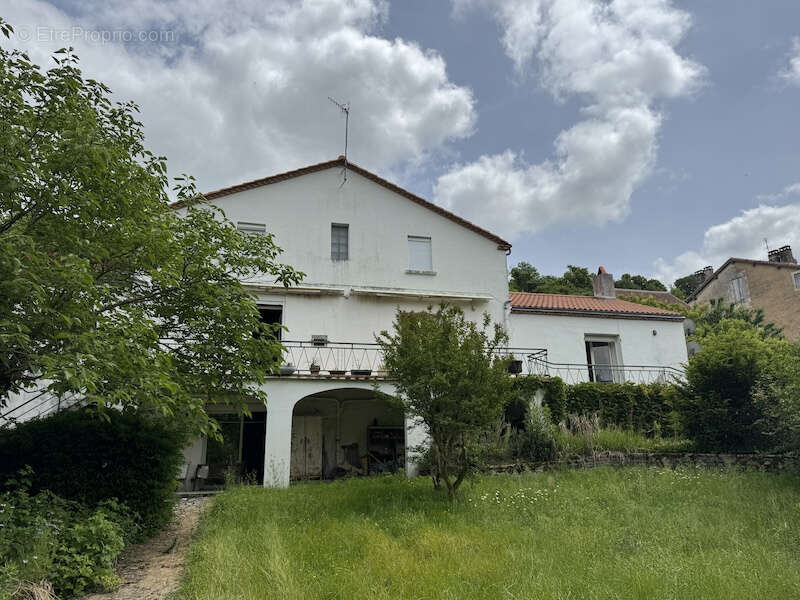 Maison à RIBERAC