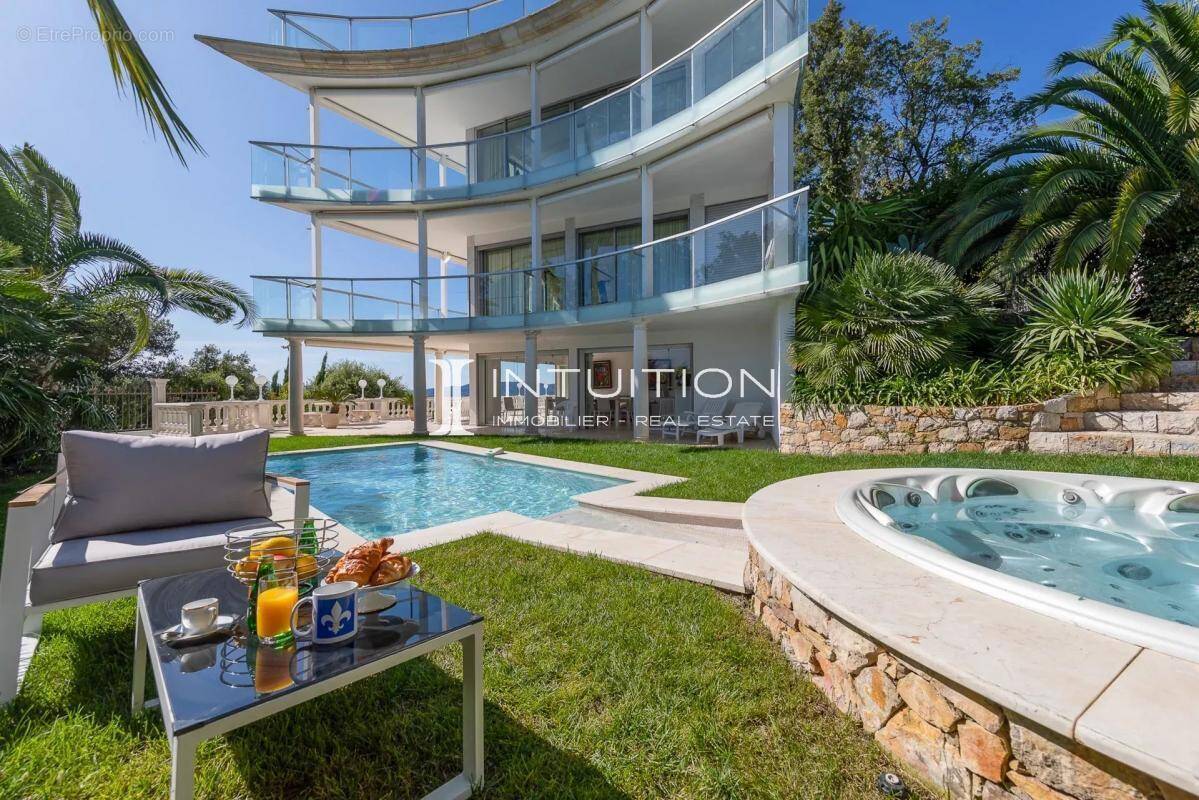 Maison à CANNES