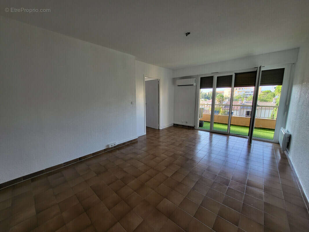 Appartement à FREJUS
