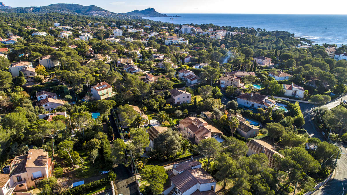 Maison à SAINT-RAPHAEL