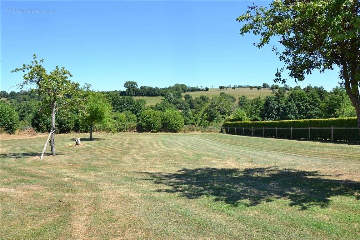 Maison 94 m² à Courmenil  - photo 13