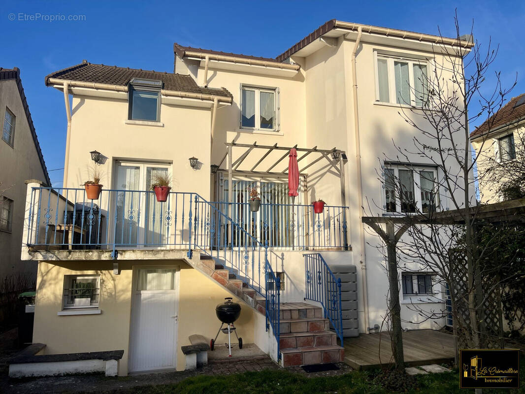 Maison à SAINT-MICHEL-SUR-ORGE