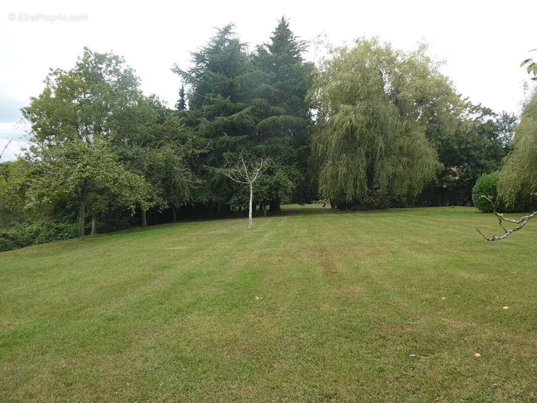 Maison à CORMEILLES